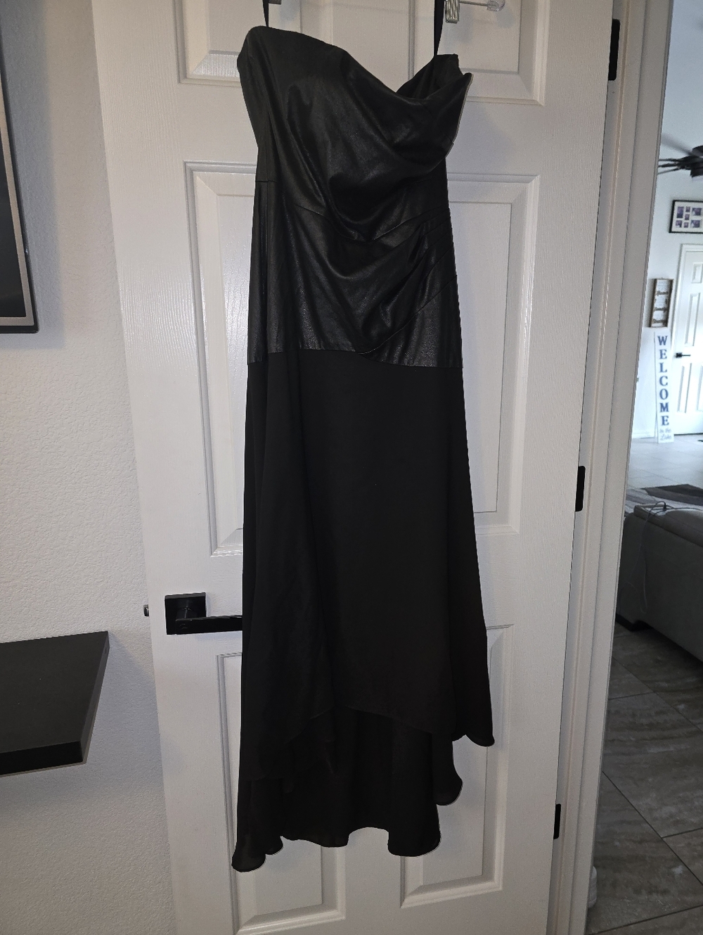Shoshana Strapless Black Faux-Leather Bodice Asymmetric Midi Dress Sz 10 - Picture 7 of 12